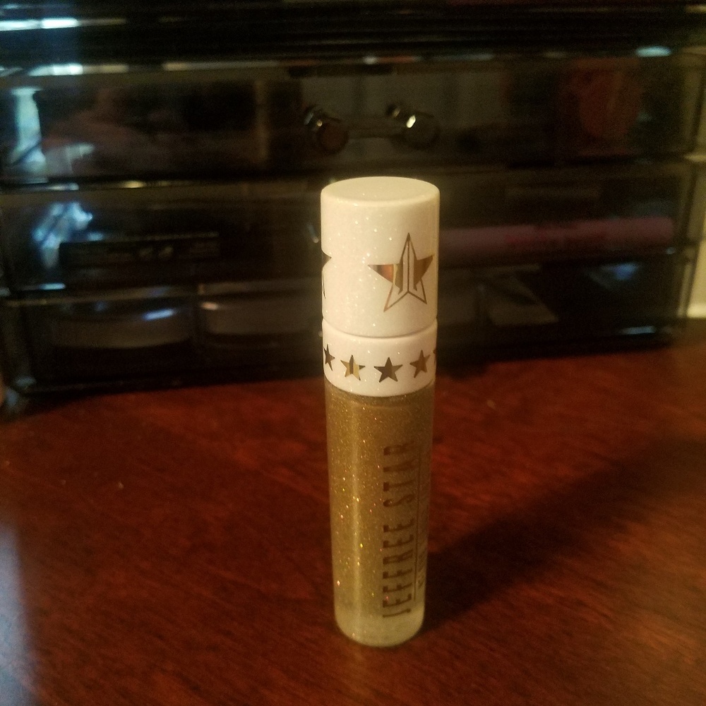 Jeffree Star Lipstick in Karma